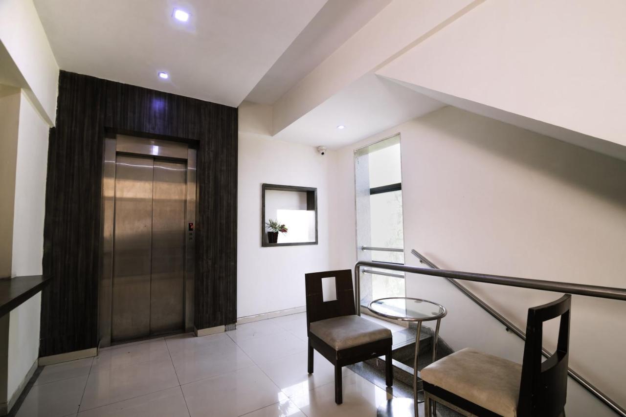 Hotel Monarch Guestline In Midc Rabale, Navi Mumbai Zewnętrze zdjęcie