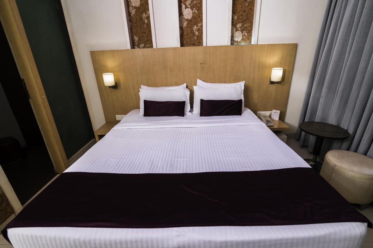 Hotel Monarch Guestline In Midc Rabale, Navi Mumbai Zewnętrze zdjęcie