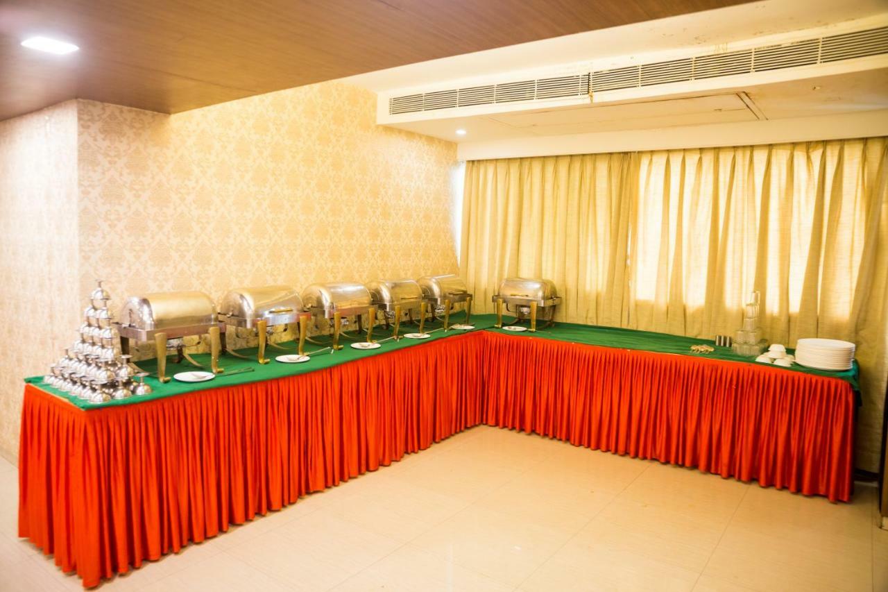 Hotel Monarch Guestline In Midc Rabale, Navi Mumbai Zewnętrze zdjęcie
